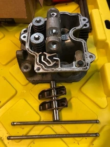 Culata Kohler Command 12.5 Cub Cadet 1320 usada KH-12-199-01 - Imagen 1 de 4