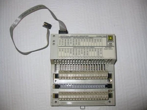 Modicon TSX 170-ADM-350-10 Momentum I/O Base 170ADM3501 - Picture 1 of 3