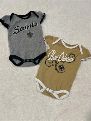 NFL New Orleans Saints 3 Month Onsie Set Gold And Gray Glitter Ruffle Sleeves - Image 1 of 4