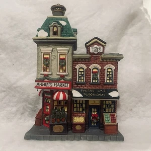 Santa’s Workbench Towne Serie Annie’s Market Hinweis: Willkommensschild fehlt siehe Bild - Bild 1 von 10