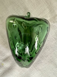 Bonito vidrio soplado pimienta verde con burbujas controladas - Imagen 1 de 5
