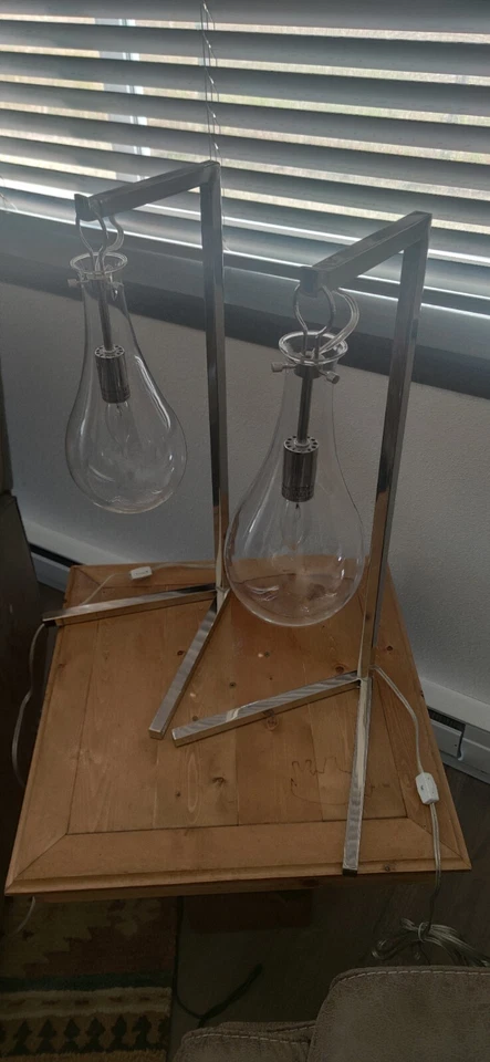 Lámpara de mesa Sabine contemporánea x2 Foto 1 de 4