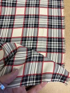 3,8 Meter Beige Tartan Bedruckt Viskose Krepp Deadstock Stoff - Bild 1 von 4