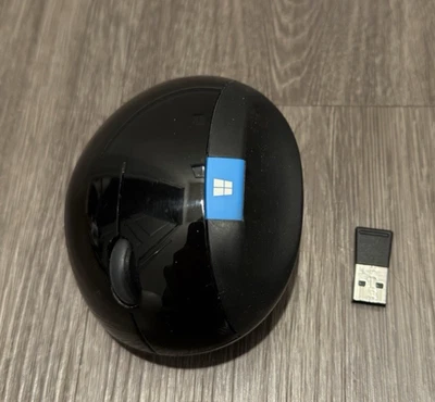 TESTED WORKING Microsoft Sculpt Ergonomic Mouse Model 1560 w/ USB Dongle - Black - Image 1 of 4