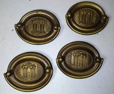 Antique Oval brass Hepplewhite neoclassical period lot 4 drawer pulls back plate - Image 1 of 4