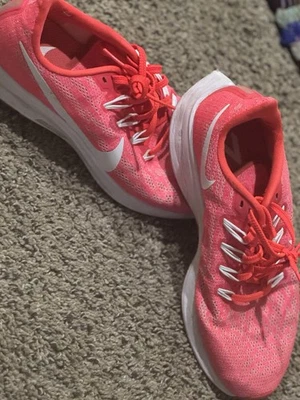 Zapatos para correr Nike and Brooks talla 8,5 para mujer todos los diferentes colores y estilos Foto 1 de 4