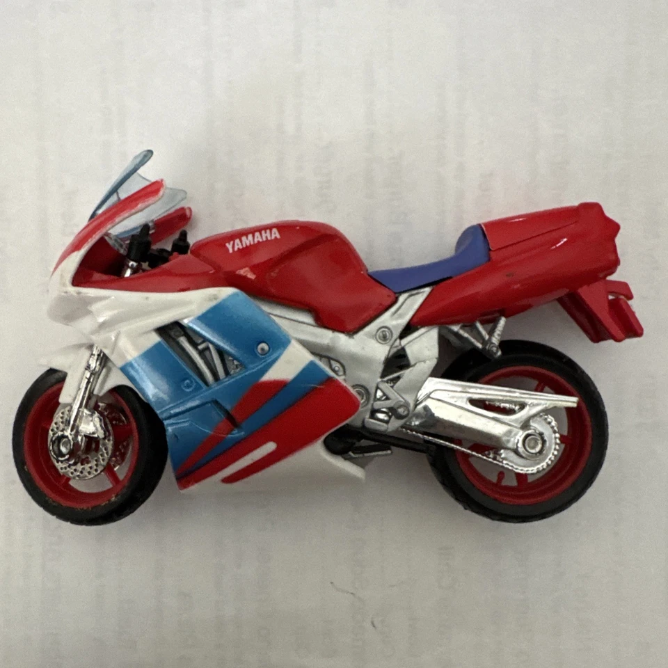 Motocicleta fundida a presión Yamaha de colección de Maisto Foto 1 de 1