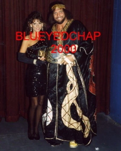 MISS ELIXABETH & RANDY SAVAGE WRESTLER 8 X 10 WRESTLING PHOTO WWF WCW - Image 1 of 1