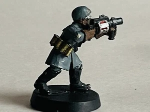 Warhammer 40k Astra Militarum Metal Professionally Painted Soldier Human - Picture 1 of 5