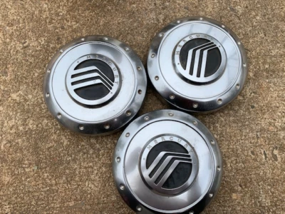 Juego de 3 tapas centrales Mercury Mountaineer 2002-2005 1L24-1A096-DF Foto 1 de 4