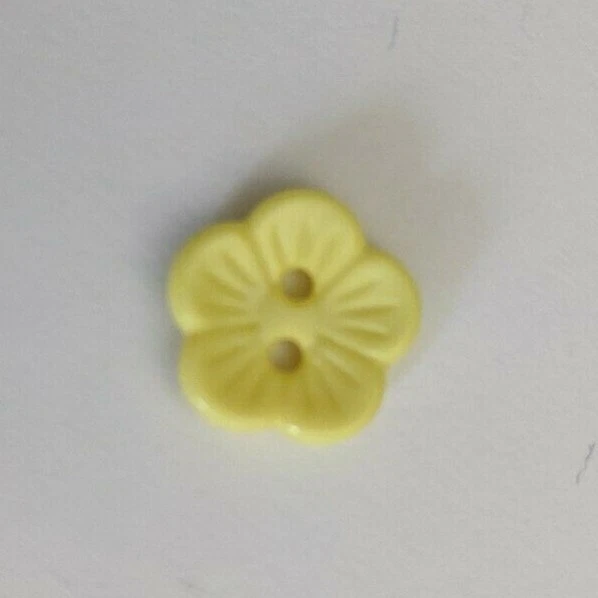 Flower Shank Button 14mm -.55 inch Dill Buttons(Choose Color)     - Image 1 of 1