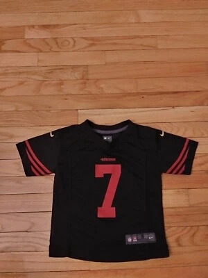 Camiseta deportiva Colin Kaepernick San Francisco 49ers NFL Nike negra antigua para niños pequeños talla 4 Foto 1 de 4
