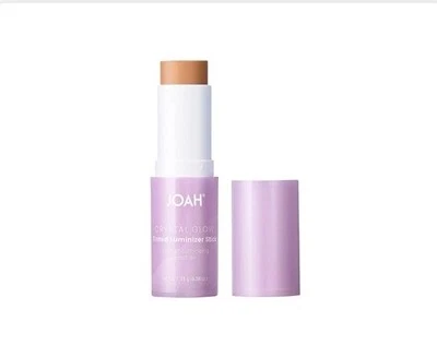 2X Barra luminizadora tintada Joah Crystal Glow bronceada clara con tonos bajos cálidos TW010 Foto 1 de 3