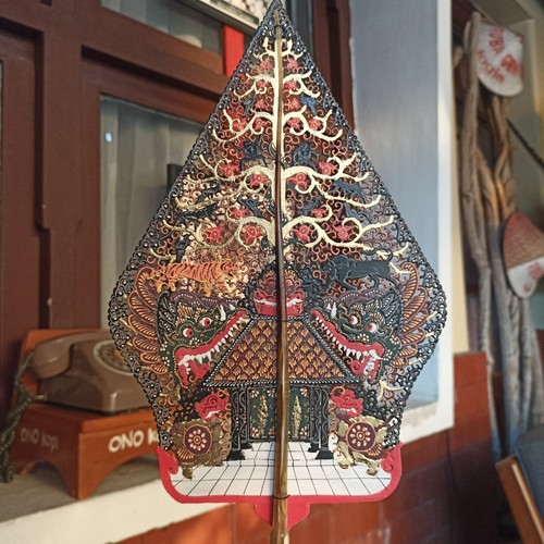 Foto 1 di 6