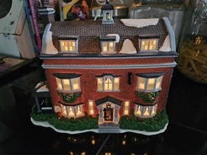 Dept 56 Dickens Village Series Gad’s Hill Place 57535 No Box But Has Styrofoam - Picture 1 of 8