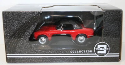 Triple 9 1/18 Scale Diecast T9-1800190 - Honda S800 - Red - Image 1 of 4