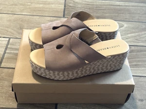 Talla nueva. Sandalia de plataforma de arcilla de barca 9,5 Lucky Brand LK Genzy Dove zapatos de cuña - Imagen 1 de 8