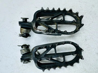 2017 Suzuki RMX450Z Foot Pegs Set Pair Left Right OEM Stock - Image 1 of 4