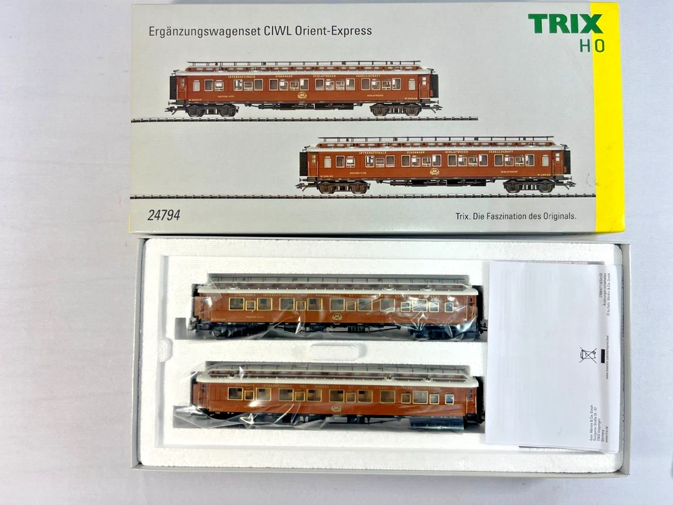 CIWL Orient Express Add-On Car Set 24794 - Image 1 of 4