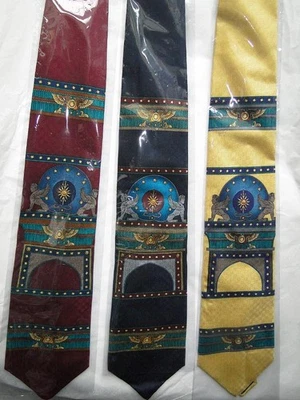 Corbata EGIPCIA OSIRIS Rojo Dorado Azul Seda MMA Metropolitano MMA MUSEO ARTE 55"x4" Foto 1 de 4