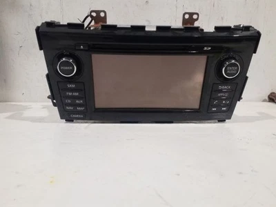 Nissan Altima 2015 receptor de radio AM FM CD con sistema de navegación Foto 1 de 4