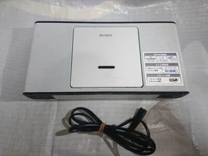 Sony ZS-E80 White CD Radio Speed Control Function Made in 2015 Used - Picture 1 of 6