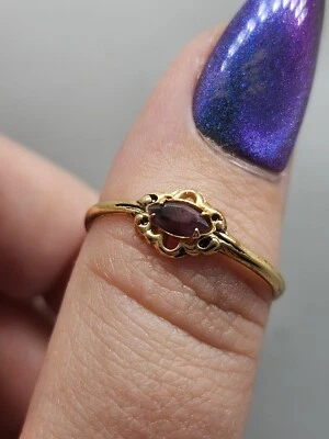 ANILLO Galvanizado Oro 18K HGE Ovalado Piedra Púrpura Talla 9.25 Foto 1 de 4
