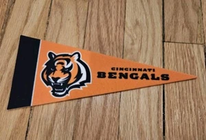NFL Cincinnati Bengals 9” x 4” Felt Pennant Mini Flag Rico Tag Express - Picture 1 of 1