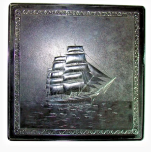 Caja de baquelita "velero" ajedrez / tablero de señora, campo de juego de molinos aprox. 1960-70 - Imagen 1 de 10