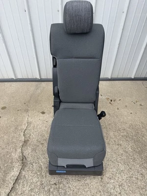 Nuevo asiento de salto de tela gris OEM Ford F150   Foto 1 de 4