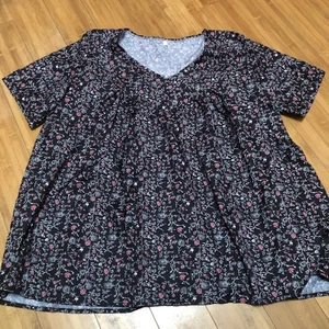 women's plus size boho top 2x Black  With Floral Design - Picture 1 of 3