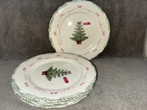 Set of 4 Matceramica Portugal Stoneware Christmas Tree Holiday Dinner Plates/NEW - Picture 1 of 7