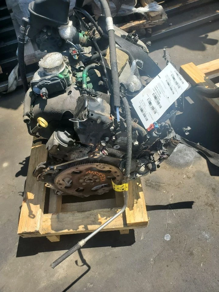 Used Engine Complete Assembly fits: 2014 Chevrolet Captiva sport 2.4L VIN C 8th Foto 1 de 4