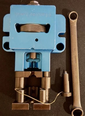 Candado Master Lock de colección sistema de una llave prensa de tecla muy raro Foto 1 de 3