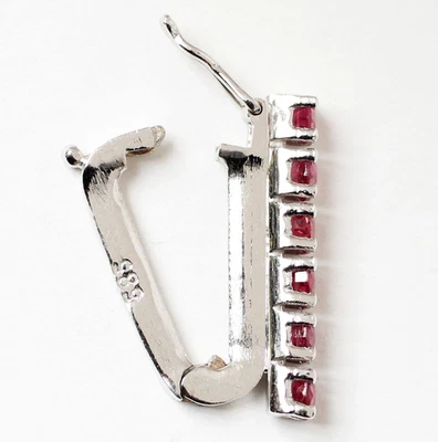 Kleiner Clip Anhänger für Perlenkette 14 Karat 585 Gold Weißgold 6 Rubine 1,60 g - Bild 1 von 3