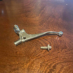Palanca de freno estilo Reino Unido de 1 pulgada (lado derecho) para motocicletas británicas (cromo) - Imagen 1 de 3