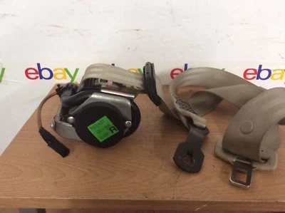 1997 1998 1999 2000 2001 2002 AUDI A8 A8L D2 ЖЕЛТОВАТО-КОРИЧНЕВЫЙ ПЕРЕДНИЙ ПРАВЫЙ РЕМЕНЬ БЕЗОПАСНОСТИ НАТЯЖИТЕЛЬ - Изображение 1 из 2