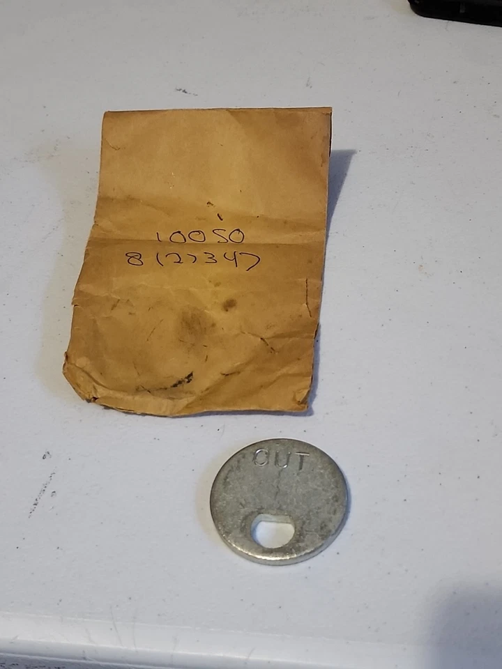 NOS 77-78 ARANDELA MARCAPASOS AMC, PERNO DE PIVOTE EXCÉNTRICO A TRAVESAÑO SUSPENSIÓN FRT  Foto 1 de 1