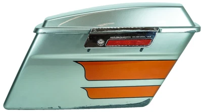07 Harley Electra Glide Touring Right 1 Saddlebag Luggage SCRATCHED NO Key 1399 - Image 1 of 4