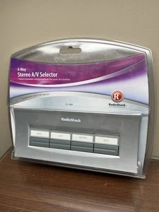 Radio Shack 4 WAY STEREO A/V SELECTOR SWITCH AUDIO VIDEO 15-1983 NEW DVD VCR AUX - Picture 1 of 8