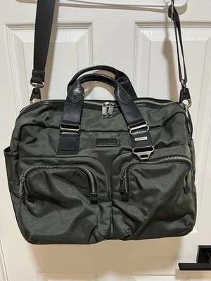 TUMI Everette Bag Men's TRAVEL GYM LAPTOP Duffel Shoulder Strap EUC - Image 1 of 4