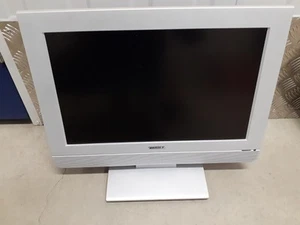 Toshiba Stasia 17WL46B 17-inch Widescreen LCD TV PC compatible 12V Caravan - Picture 1 of 3
