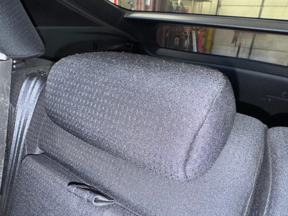 Headrest TOYOTA PRIUS Left 16 17 18 - Image 1 of 1