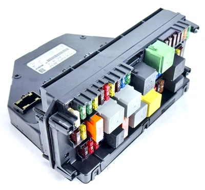 ✅ UNIDAD DE CONTROL DE CAJA DE FUSIBLES RELÉ MÓDULO SAM DELANTERO FABRICANTE DE EQUIPOS ORIGINALES MERCEDES-BENZ SLK250 2010-16 Foto 1 de 4