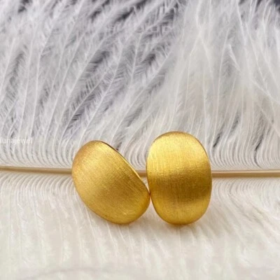 Aretes ovalados cuadrados de la suerte de oro amarillo puro de 18 quilates para mujer  Foto 1 de 4