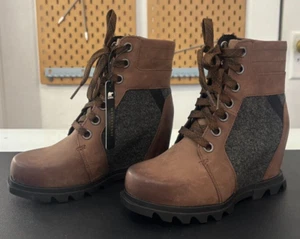 NEU Sorel Joan of Arctic Wedge III Lexie Damenstiefel, tabakfarben, schwarz, US 5,5, ohne Karton - Bild 1 von 16