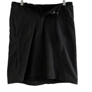 REI Women’s Skirt Size 2 Skirt  50+ UPF Outdoor Hiking Sports Black. 1 Flaw - Picture 1 of 9