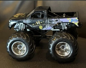 Muscle Machines Carolina Crusher The Mummy 1:64 Monster Truck - Picture 1 of 6