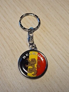 Vintage Belgium Keychain Souvenir Metal can Flag Colors Enameled Rare Collect - Picture 1 of 7