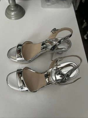 Colección Tacones Bloque Básicos Zara - Talla 6 Foto 1 de 4
